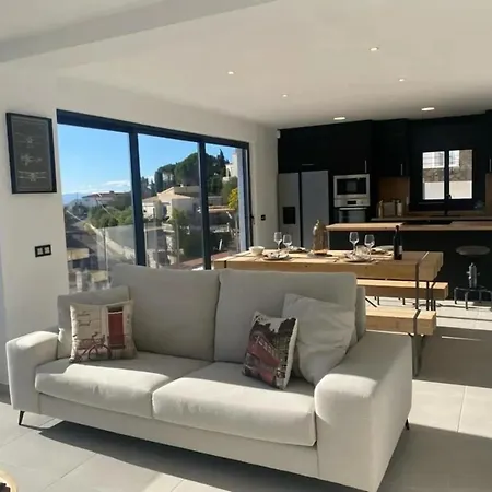 Modern House With View In El Mas Fumats