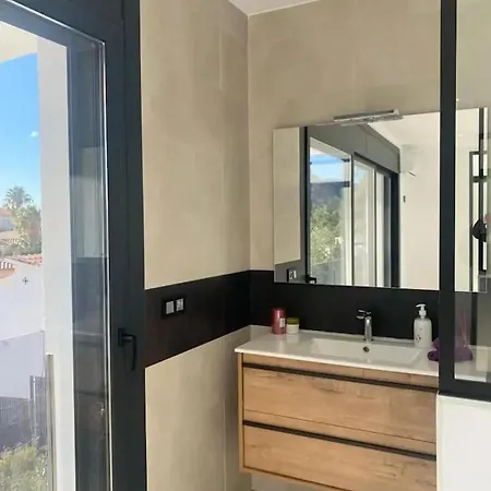 Modern House With View In El Mas Fumats Selva de Mar